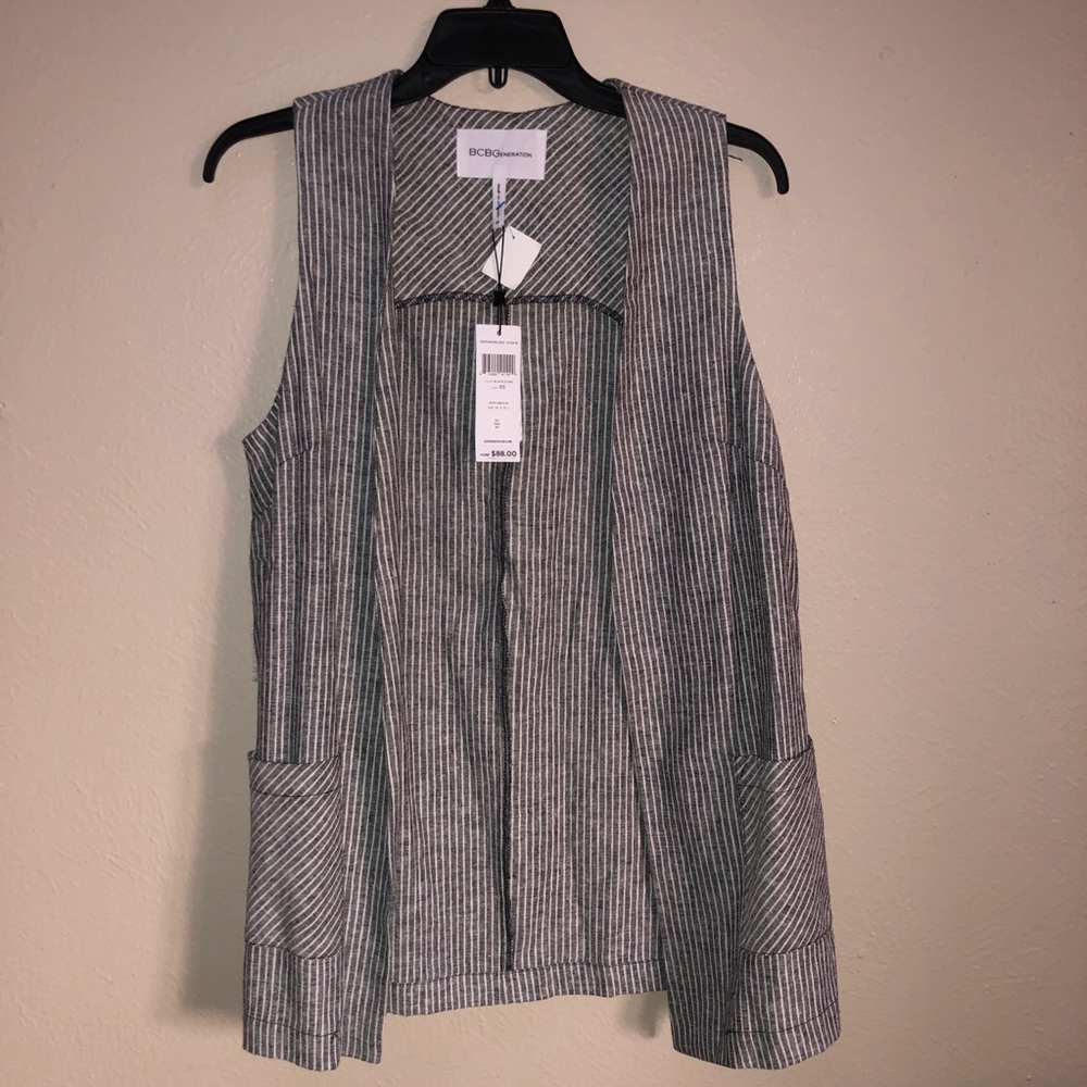 BCBG VEST